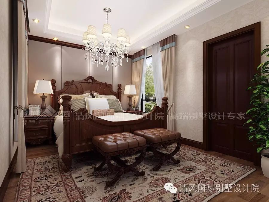 用美式家装强大的包容性，表现生活中的优雅、随性。