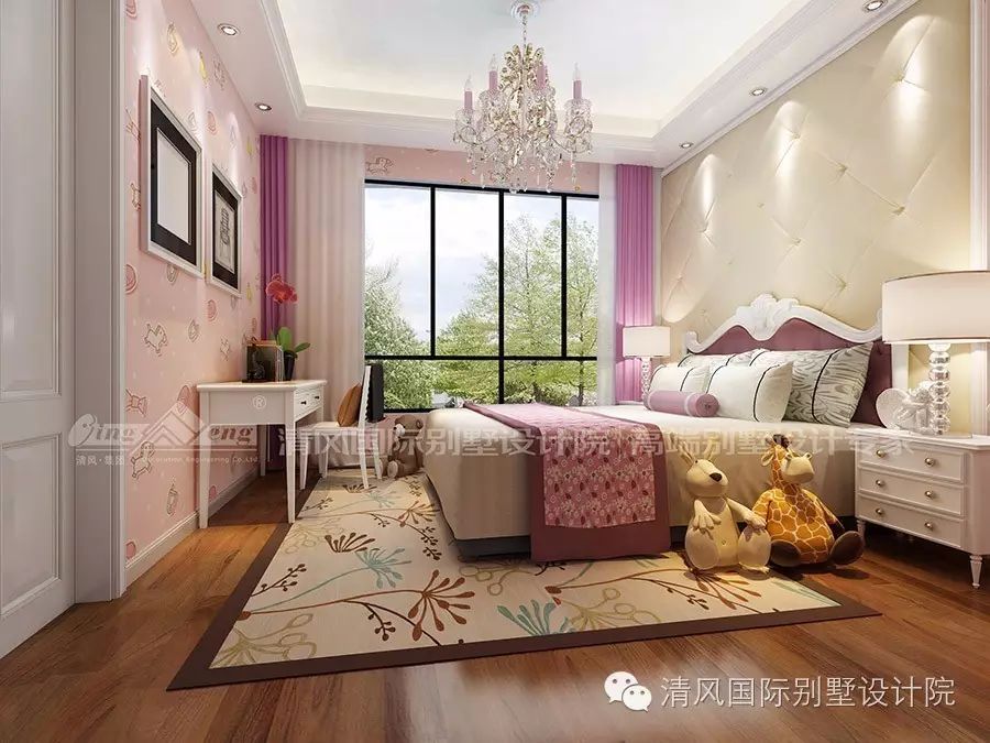 用美式家装强大的包容性，表现生活中的优雅、随性。