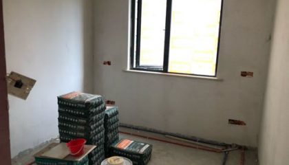 山湖一号油漆阶段