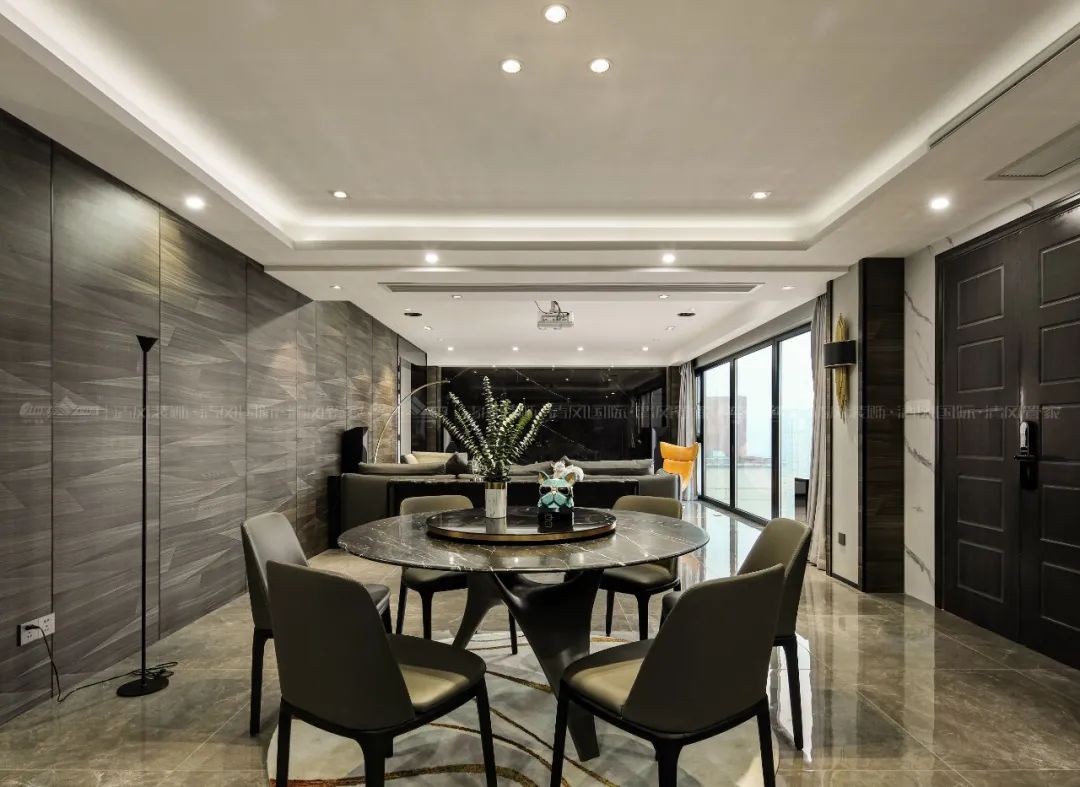 赏·析|港式味道，小众风格里的大众情怀。