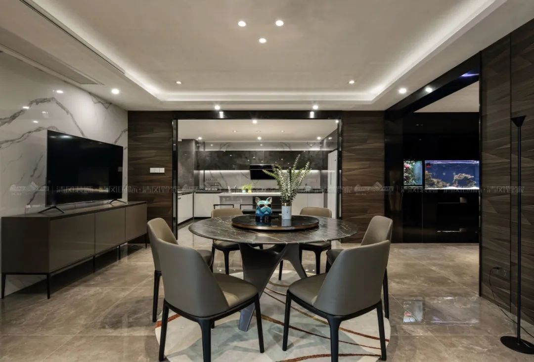 赏·析|港式味道，小众风格里的大众情怀。