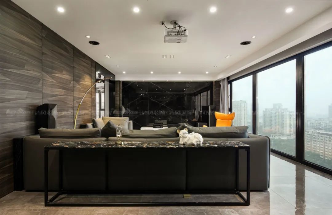 赏·析|港式味道，小众风格里的大众情怀。