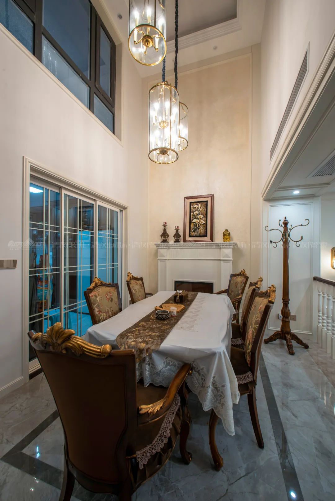 赏·析|剔除羁绊，一屋三餐四季，随心而活。