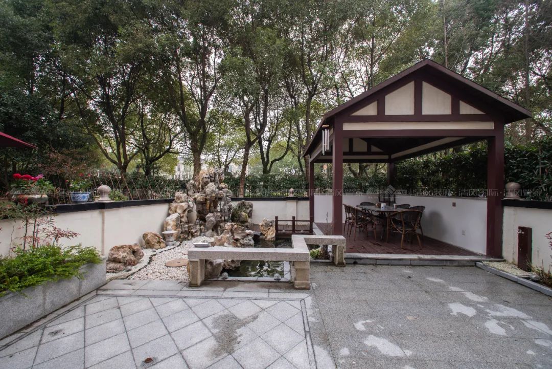 赏·析|剔除羁绊，一屋三餐四季，随心而活。