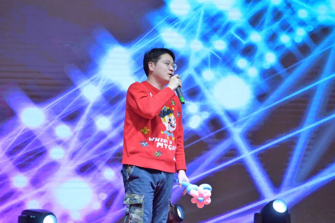 龙腾年·秉初心·创未来|清风装饰25周年主题年会圆满成功！