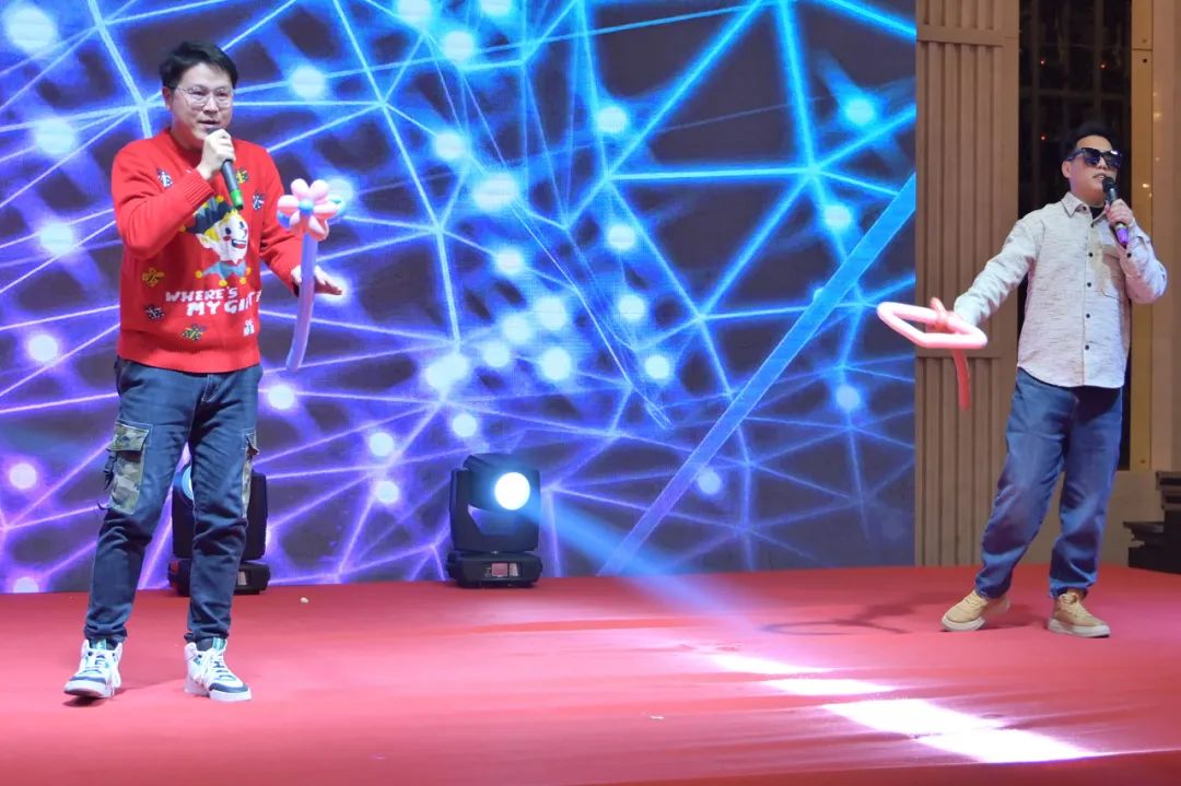 龙腾年·秉初心·创未来|清风装饰25周年主题年会圆满成功！