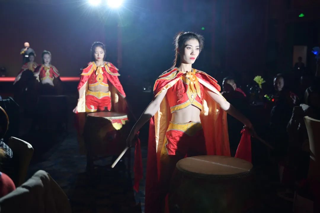 龙腾年·秉初心·创未来|清风装饰25周年主题年会圆满成功！