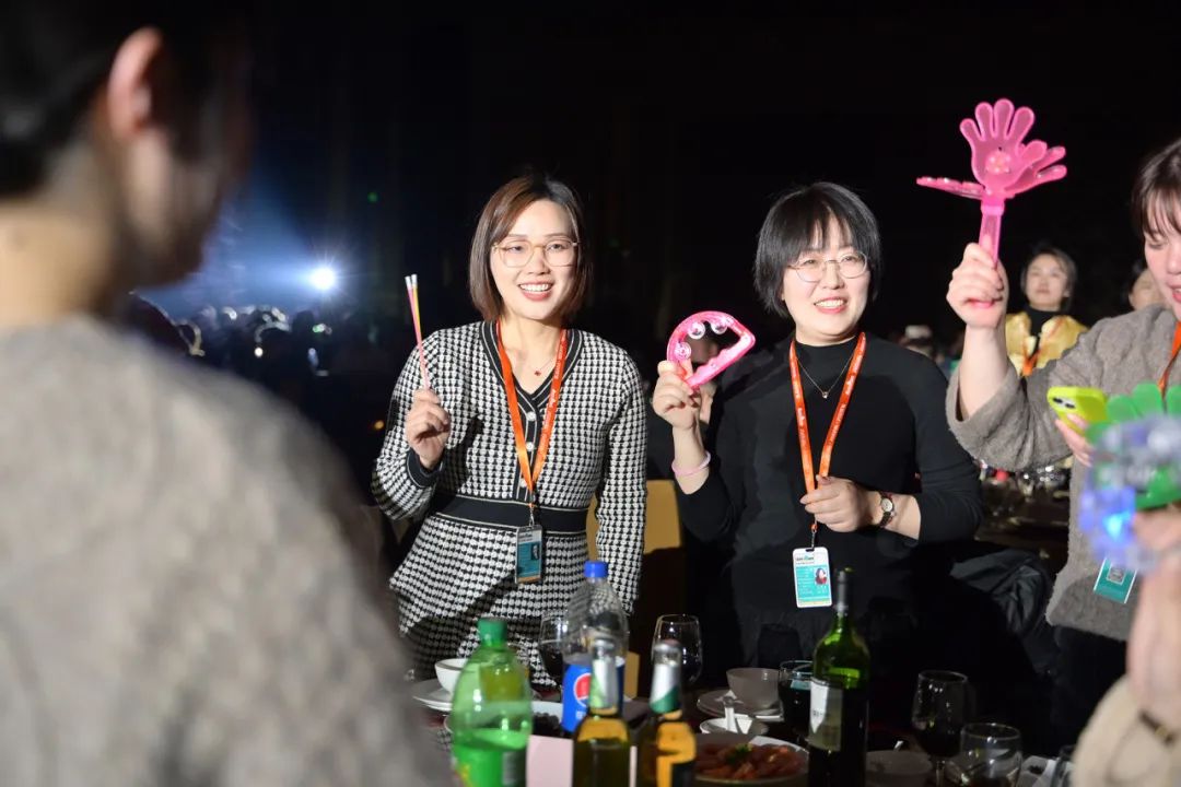 龙腾年·秉初心·创未来|清风装饰25周年主题年会圆满成功！