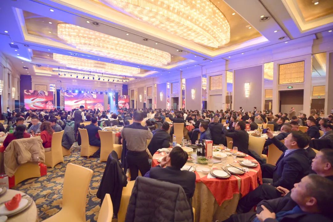 龙腾年·秉初心·创未来|清风装饰25周年主题年会圆满成功！
