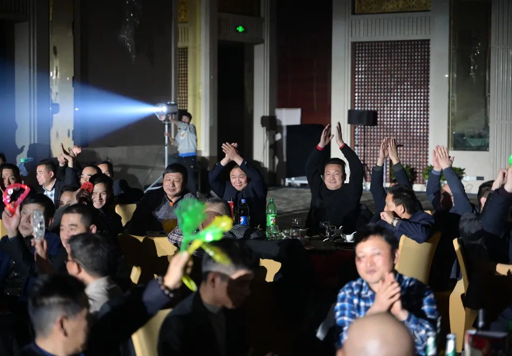 龙腾年·秉初心·创未来|清风装饰25周年主题年会圆满成功！