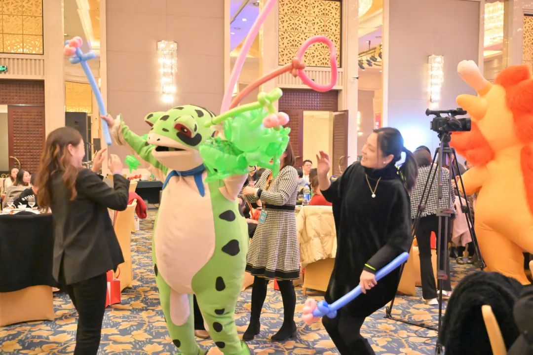 龙腾年·秉初心·创未来|清风装饰25周年主题年会圆满成功！