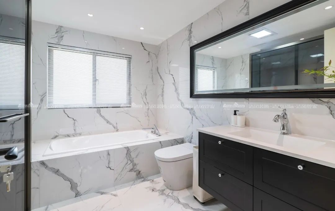 赏·析|300㎡轻法混搭风，时尚温馨感拉满！