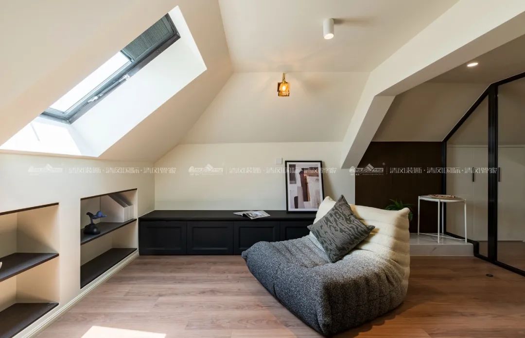 赏·析|300㎡轻法混搭风，时尚温馨感拉满！