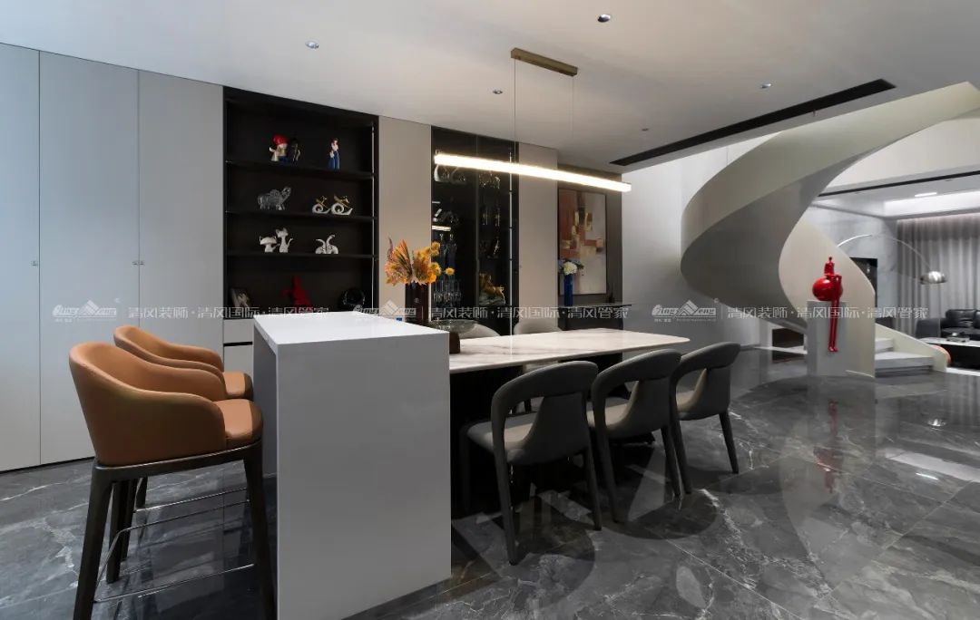 赏·析|396㎡现代简约，自由之邸