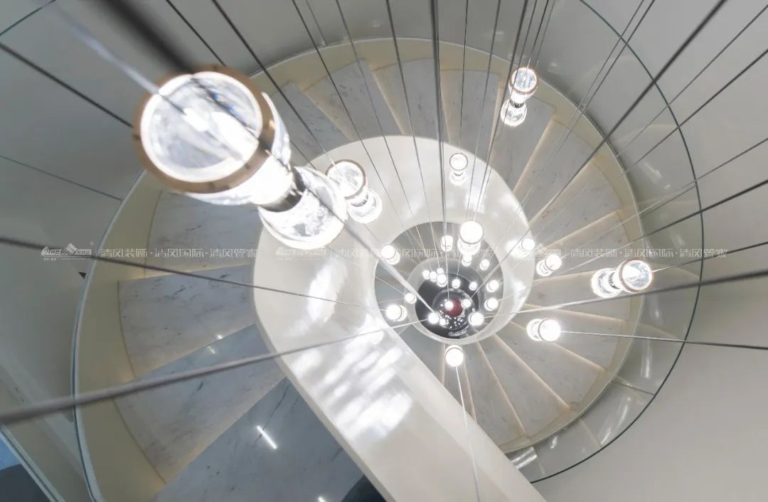 赏·析|396㎡现代简约，自由之邸