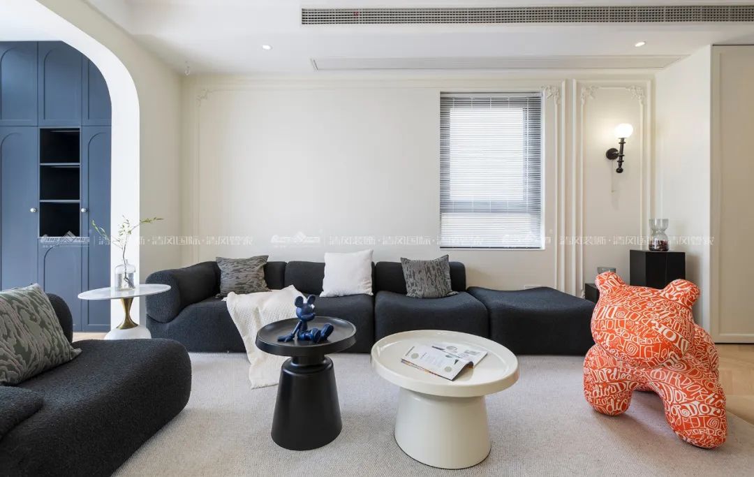 赏·析|300㎡轻法混搭风，时尚温馨感拉满！