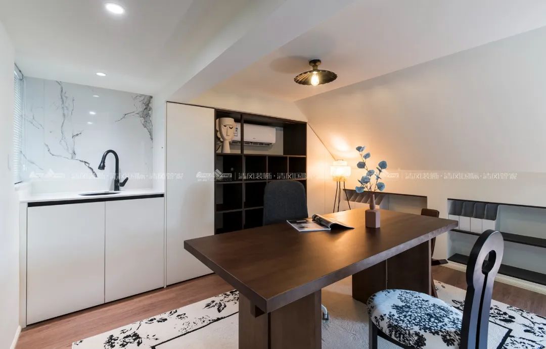 赏·析|300㎡轻法混搭风，时尚温馨感拉满！