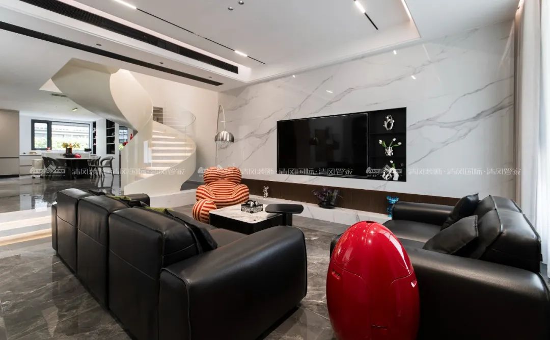 赏·析|396㎡现代简约，自由之邸