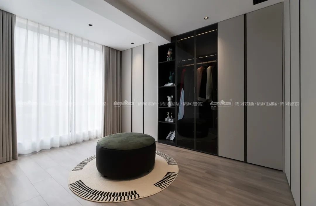 赏·析|396㎡现代简约，自由之邸