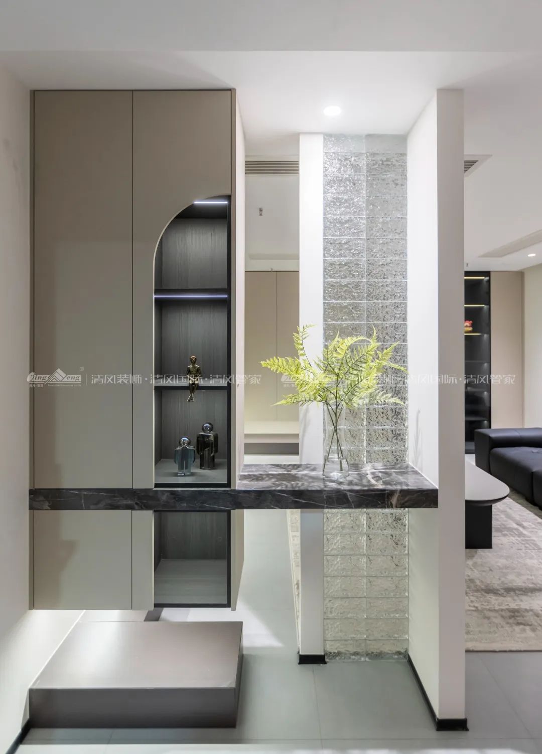 赏·析|300㎡轻法混搭风，时尚温馨感拉满！