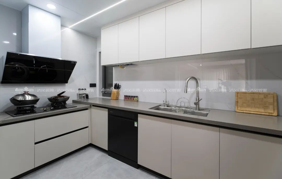 赏·析|180㎡现代简约，探索家的生活轨迹