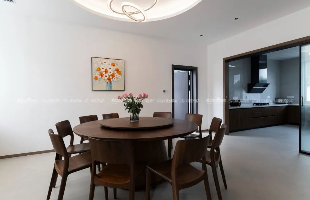 赏·析|420㎡现代简约，家是自然的延伸