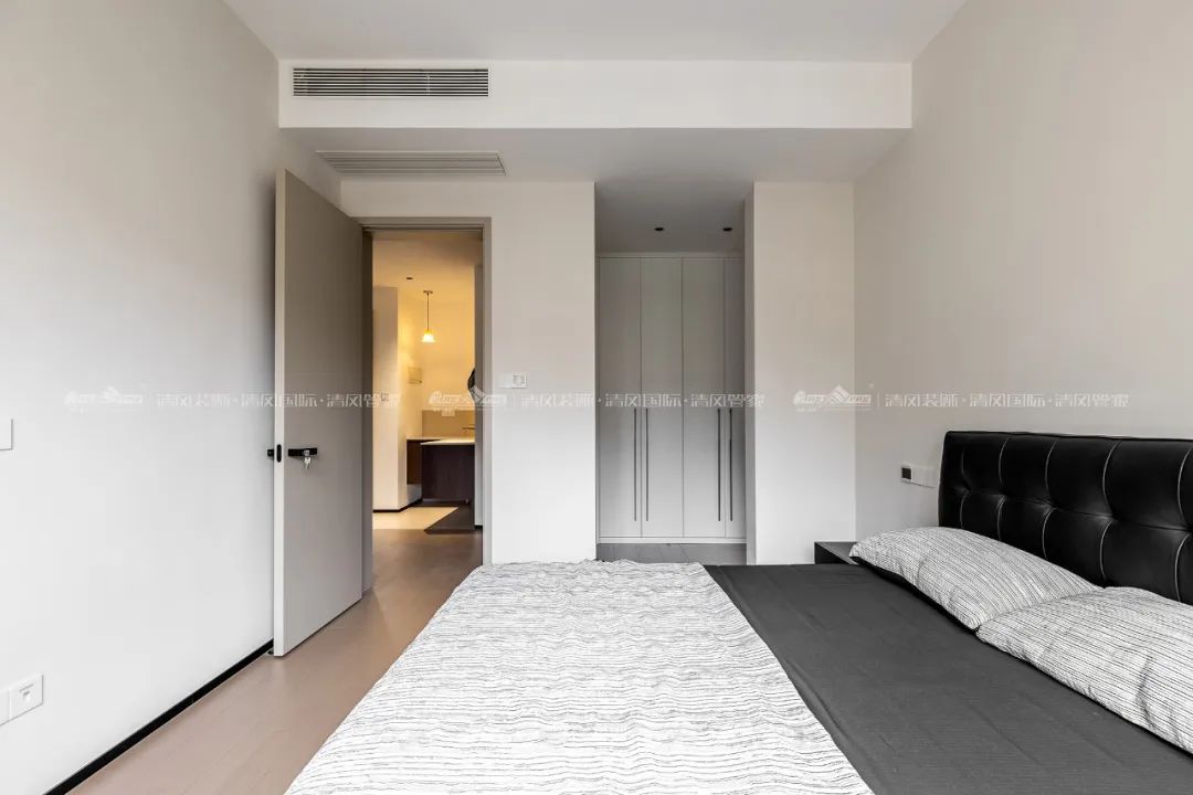 赏·析|180㎡现代简约,探寻静谧与悠然的日常 赏·析|180㎡现代简约,探寻静谧与悠然的日常