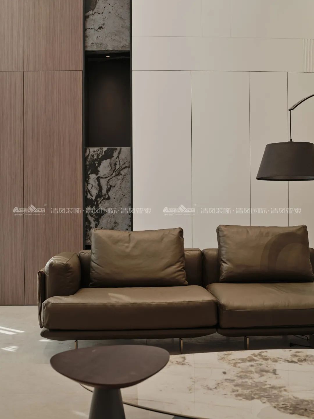 赏·析|289㎡现代极简别墅，生活与艺术的碰撞