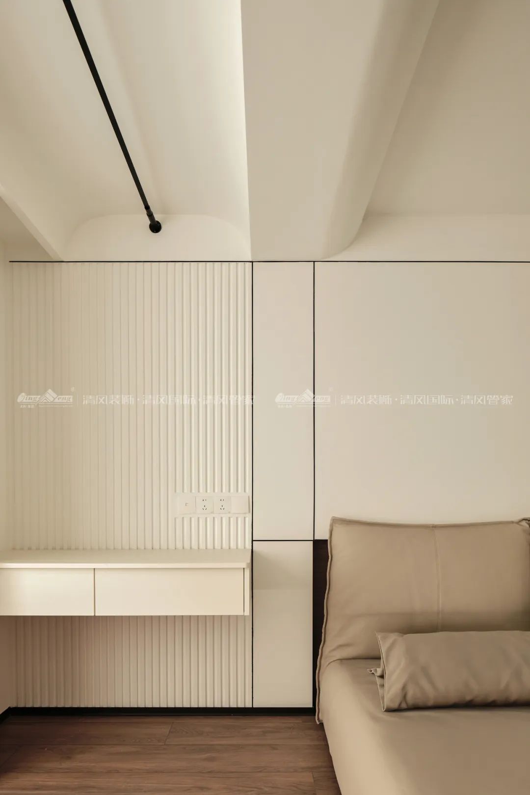 赏·析|289㎡现代极简别墅，生活与艺术的碰撞