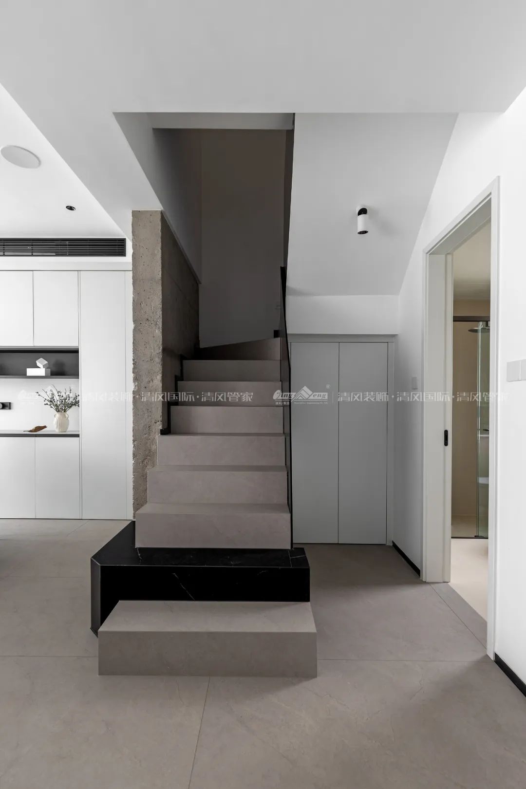 赏·析|180㎡现代简约,探寻静谧与悠然的日常 赏·析|180㎡现代简约,探寻静谧与悠然的日常