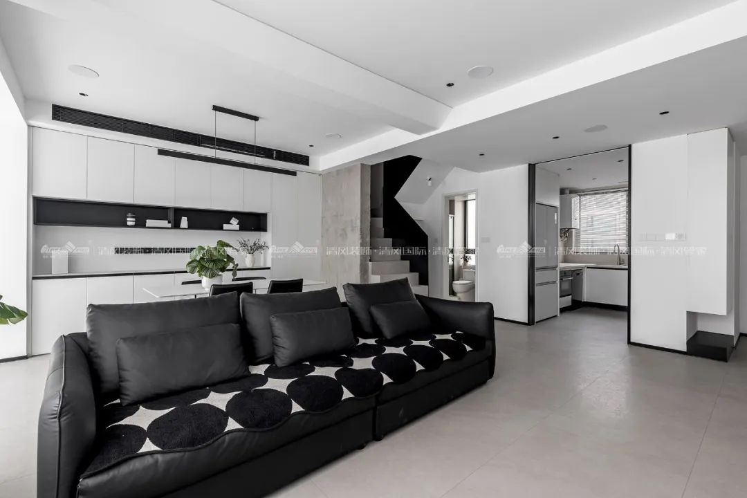 赏·析|180㎡现代简约,探寻静谧与悠然的日常 赏·析|180㎡现代简约,探寻静谧与悠然的日常